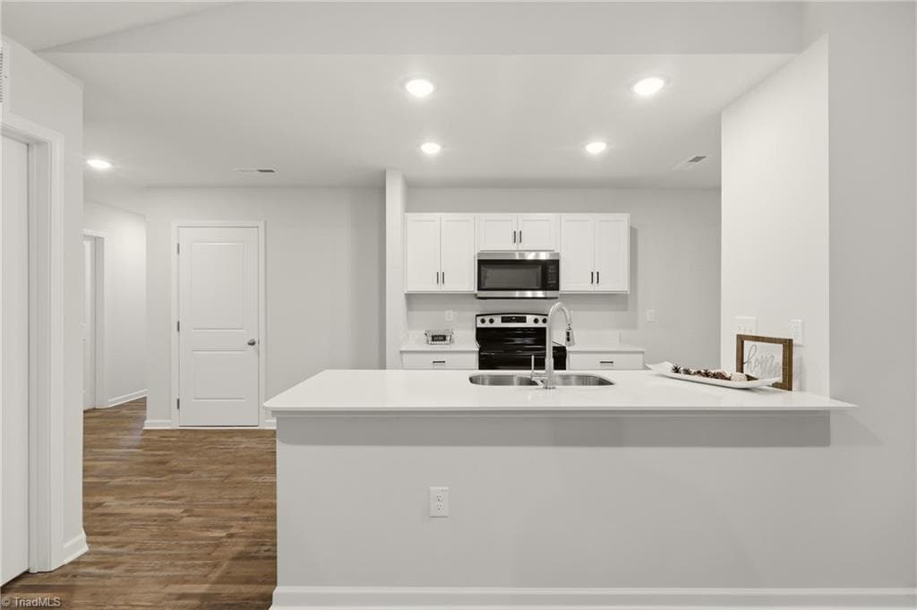 Stick/Site Built at 344 Poppy Court, Eden NC 27288, photo 11 of 30