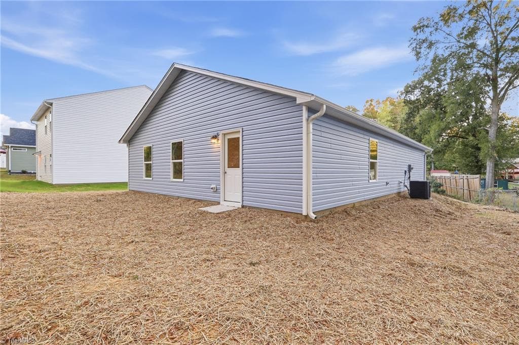 Stick/Site Built at 344 Poppy Court, Eden NC 27288, photo 29 of 30