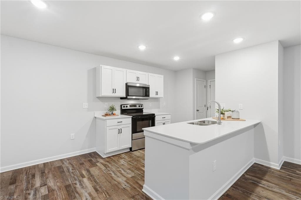 Stick/Site Built at 332 Poppy Court, Eden NC 27288, photo 12 of 34