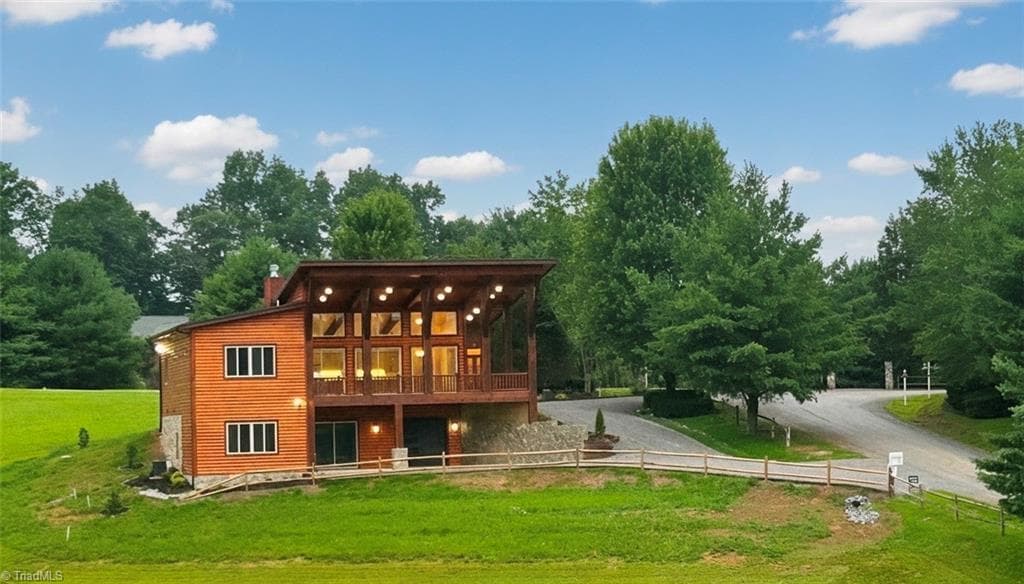 16 Bear Lodge Drive, Sparta NC 28675