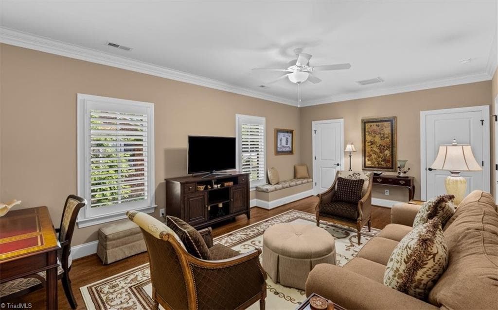 Stick/Site Built at 19 Blakeney Place, Greensboro NC 27408, photo 34 of 50
