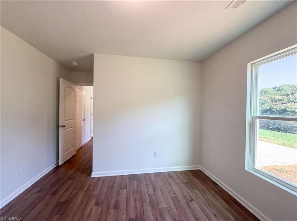 Stick/Site Built at 112 Dixieland Court, King NC 27021, photo 4 of 30