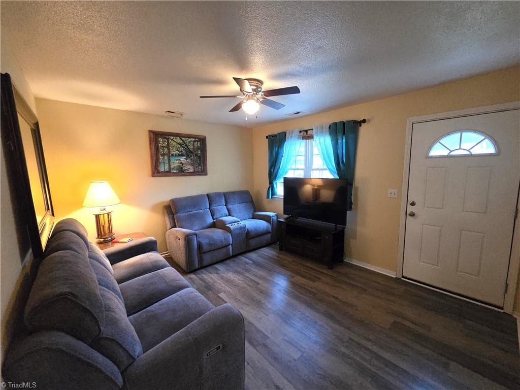 Stick/Site Built at 117 Locust Road, King NC 27021, King, photo 2 of 14