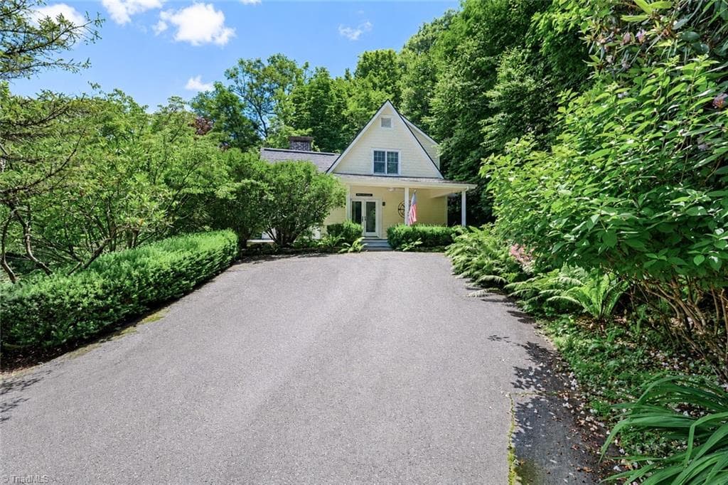 Stick/Site Built at 315 Green Hill Woods, Blowing Rock NC 28605, photo 2 of 46