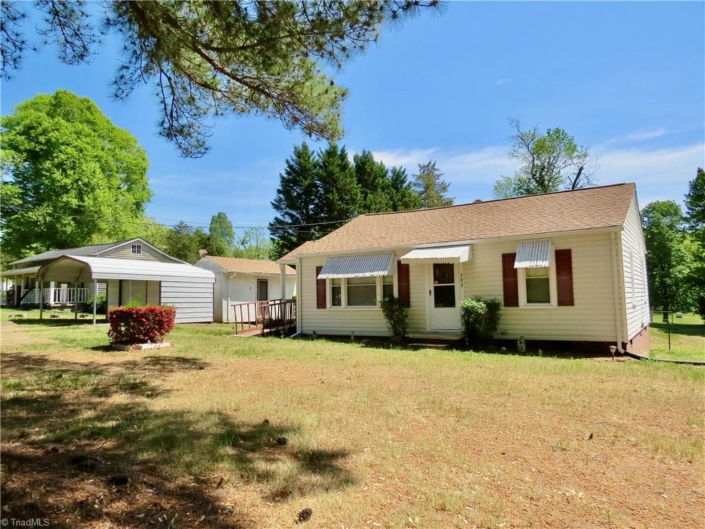 793 Wolf Island Road, Reidsville NC 27320