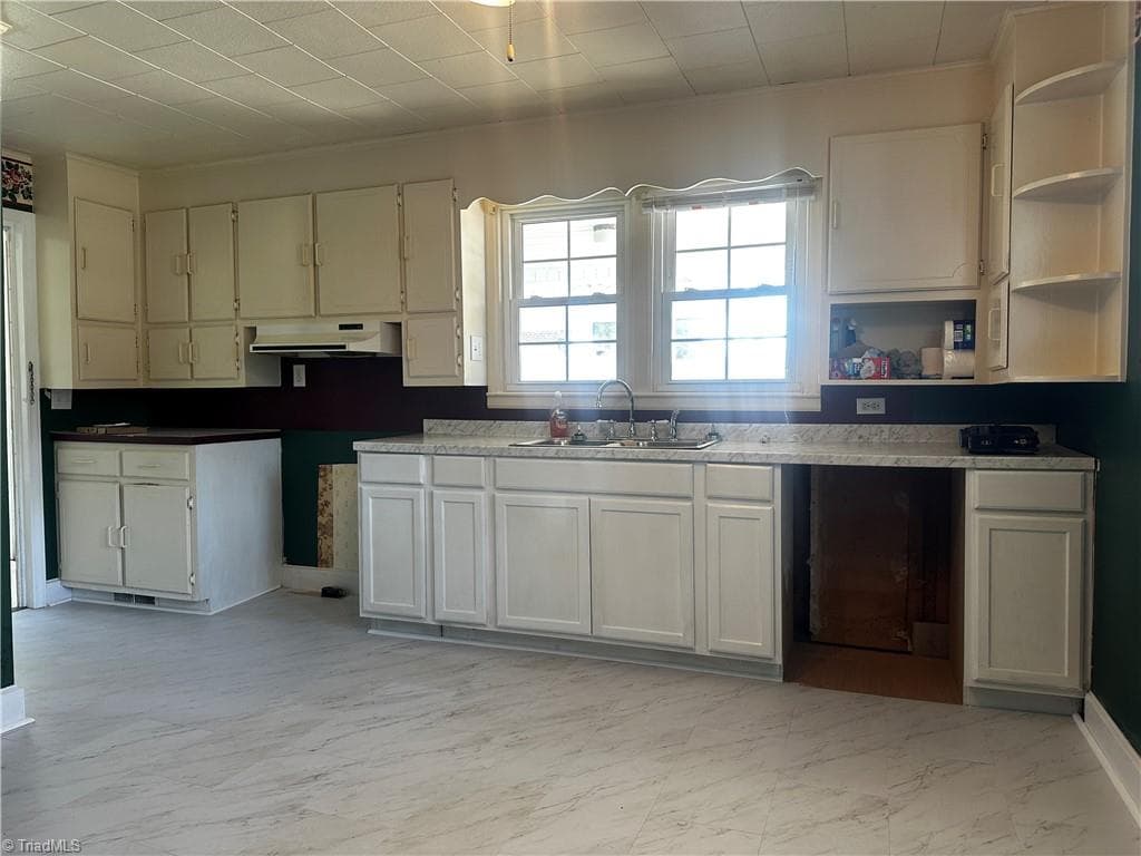 Stick/Site Built at 264 Fairplains Road, North Wilkesboro NC 28659, North Wilkesboro, photo 6 of 22