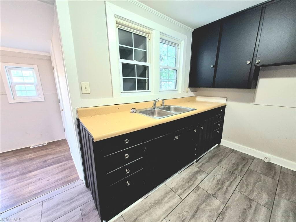 Stick/Site Built at 3303 Lubet Lane, Winston-Salem NC 27107, Winston-Salem, photo 5 of 7