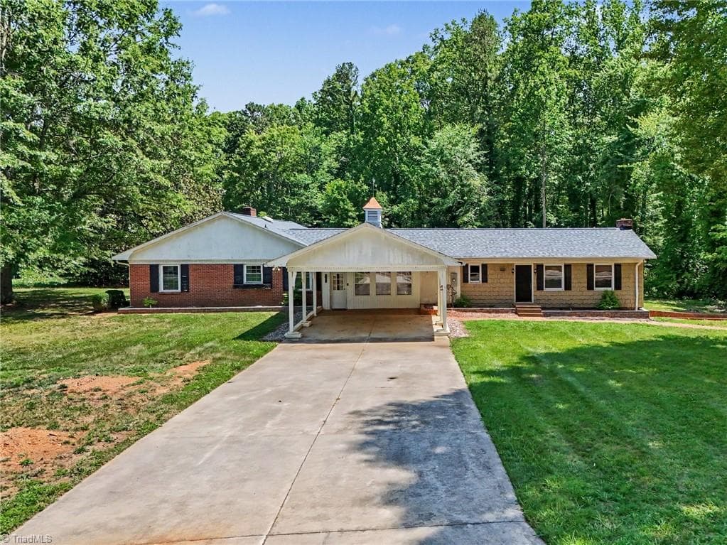 Stick/Site Built at 3063 Georgia Road, Yadkinville NC 27055, photo 3 of 38