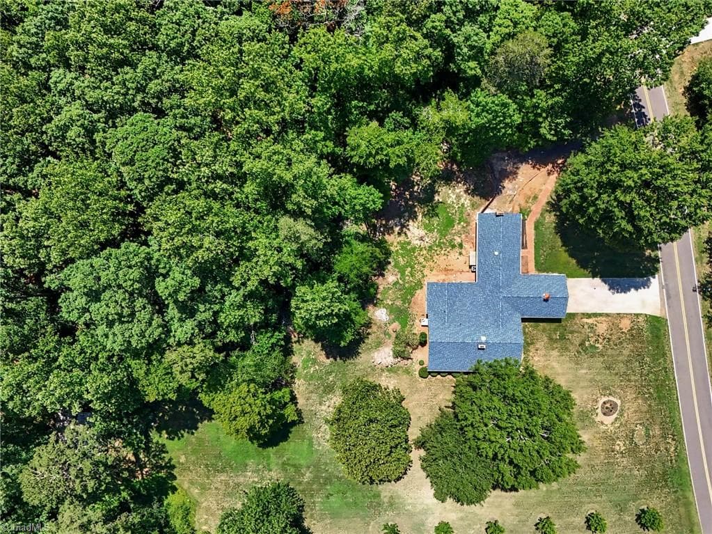 Stick/Site Built at 3063 Georgia Road, Yadkinville NC 27055, photo 36 of 38