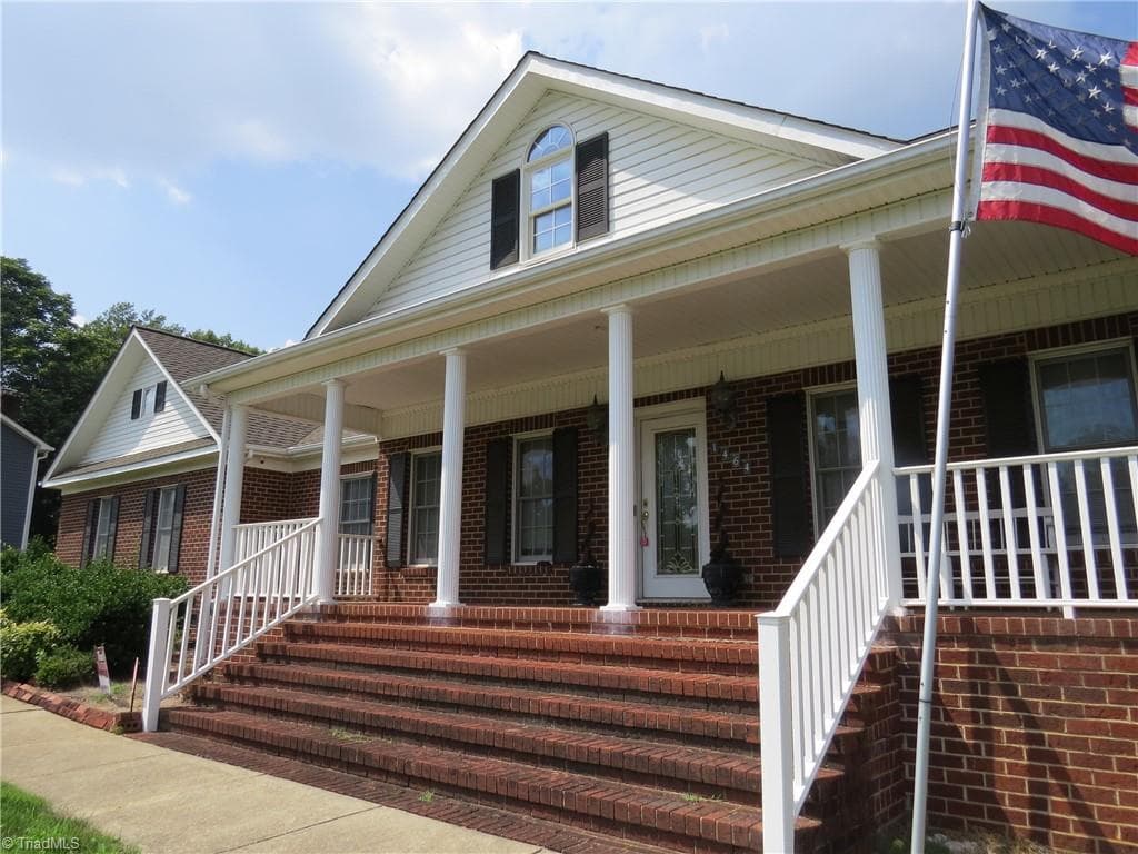 1464 Steve Street, Kernersville NC 27284