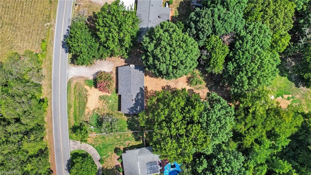 Stick/Site Built at 911 Harrison Crossroad Loop, Reidsville NC 27230, photo 33 of 35