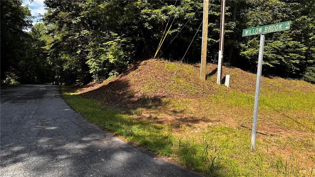Single Family Residence at 00A Higgins Road, Wilkesboro NC 28697, photo 2 of 12