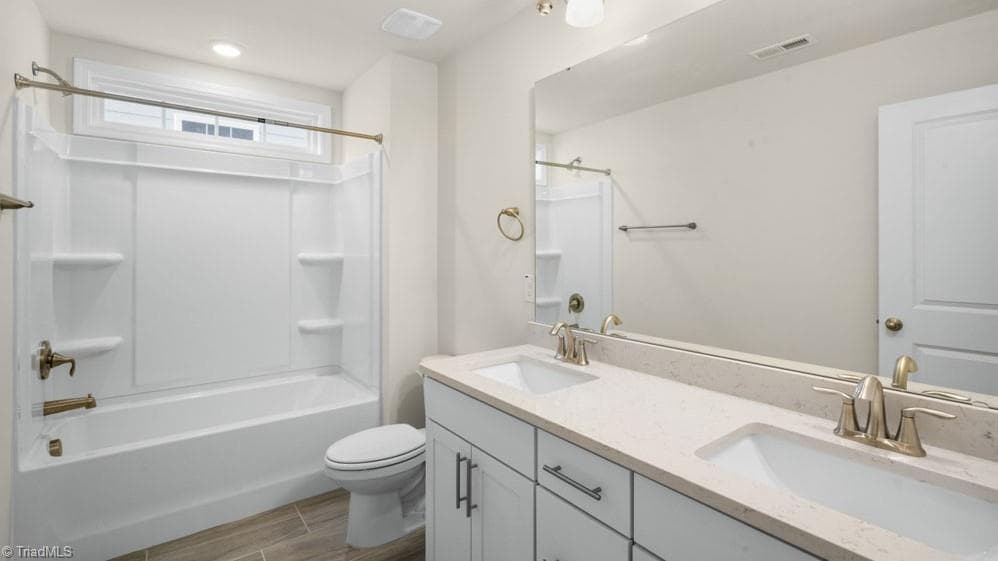 Stick/Site Built at 116 Harbor Hill Boulevard, Jamestown NC 27282, Jamestown, photo 11 of 26