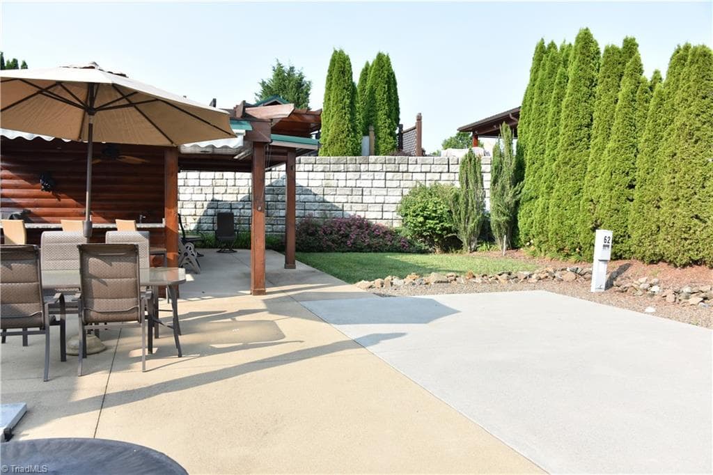 Resort at 2524 Edmonds Road # 62, Galax VA 24333, Galax, photo 11 of 17