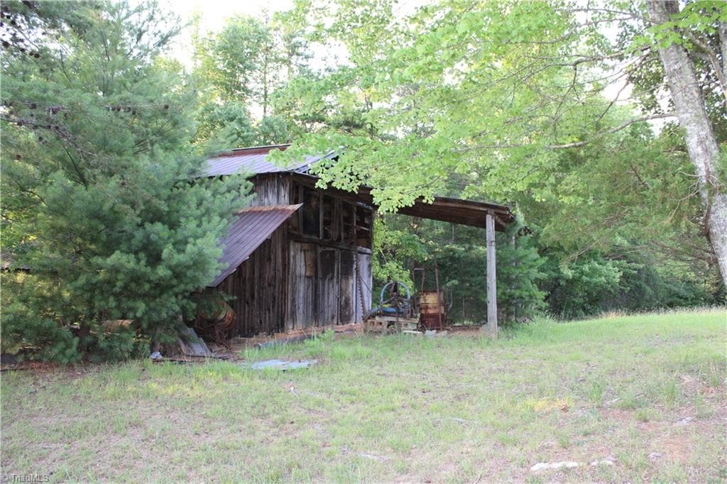 Stick/Site Built at 2541 Collinstown Road, Westfield NC 27053, photo 28 of 50
