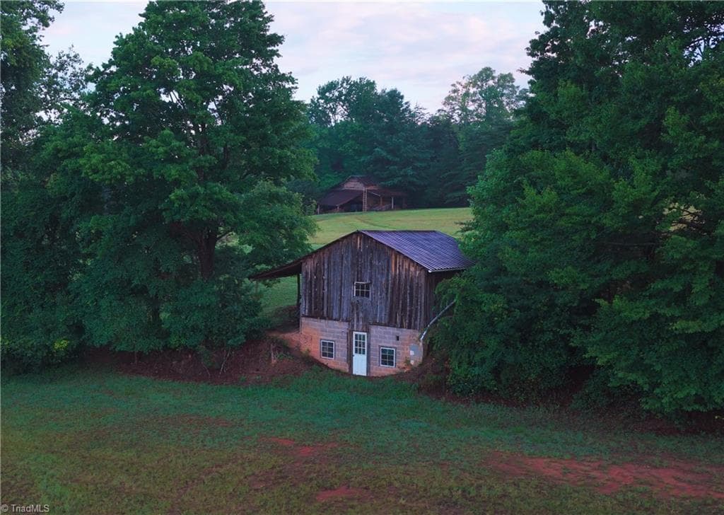 Stick/Site Built at 2541 Collinstown Road, Westfield NC 27053, photo 48 of 50
