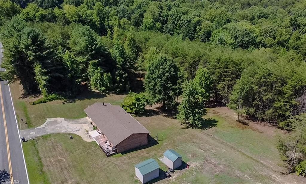 Stick/Site Built at 5736 Davis Road, Walkertown NC 27051, Walkertown, photo 43 of 47