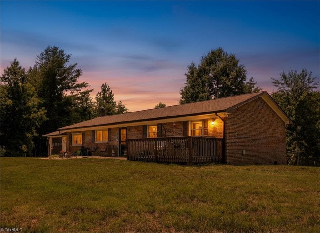 5736 Davis Road, Walkertown NC 27051
