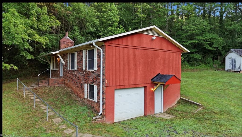 Stick/Site Built at 11526 US Highway 421, Purlear NC 28665, Purlear, photo 36 of 45
