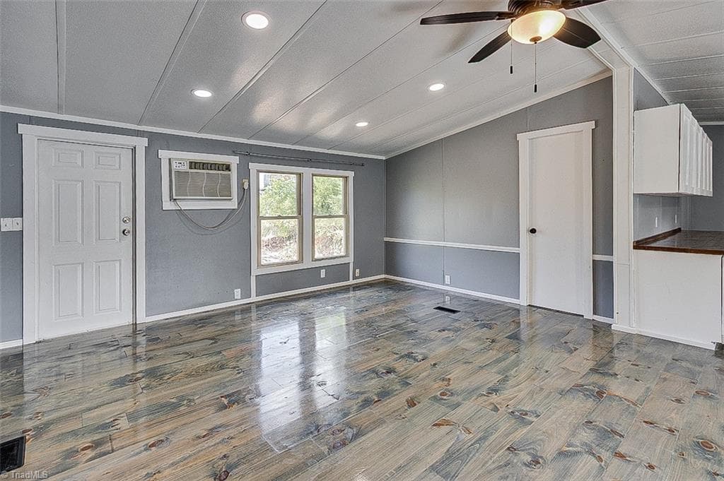 Manufactured Home at 4864 US Highway 220, Asheboro NC 27205, Asheboro, photo 37 of 94