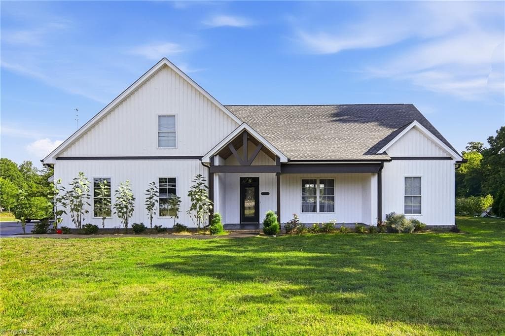 263 Progress Lane, Yadkinville NC 27055