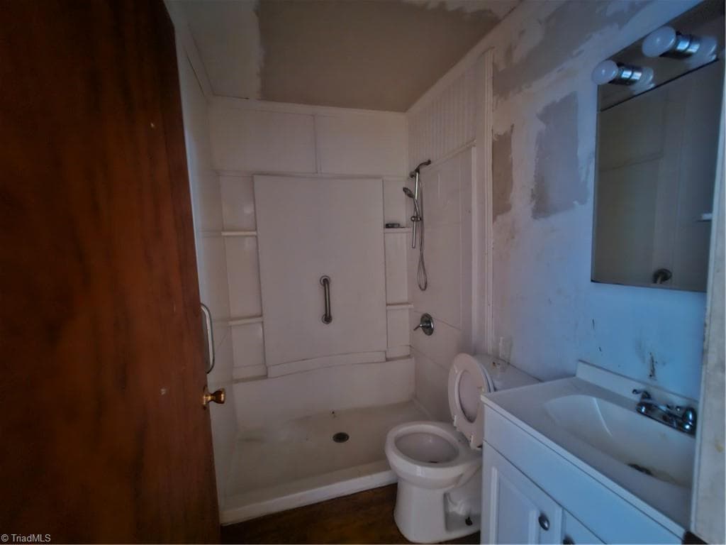 Stick/Site Built at 31 25th Street, Winston-Salem NC 27105, photo 16 of 20