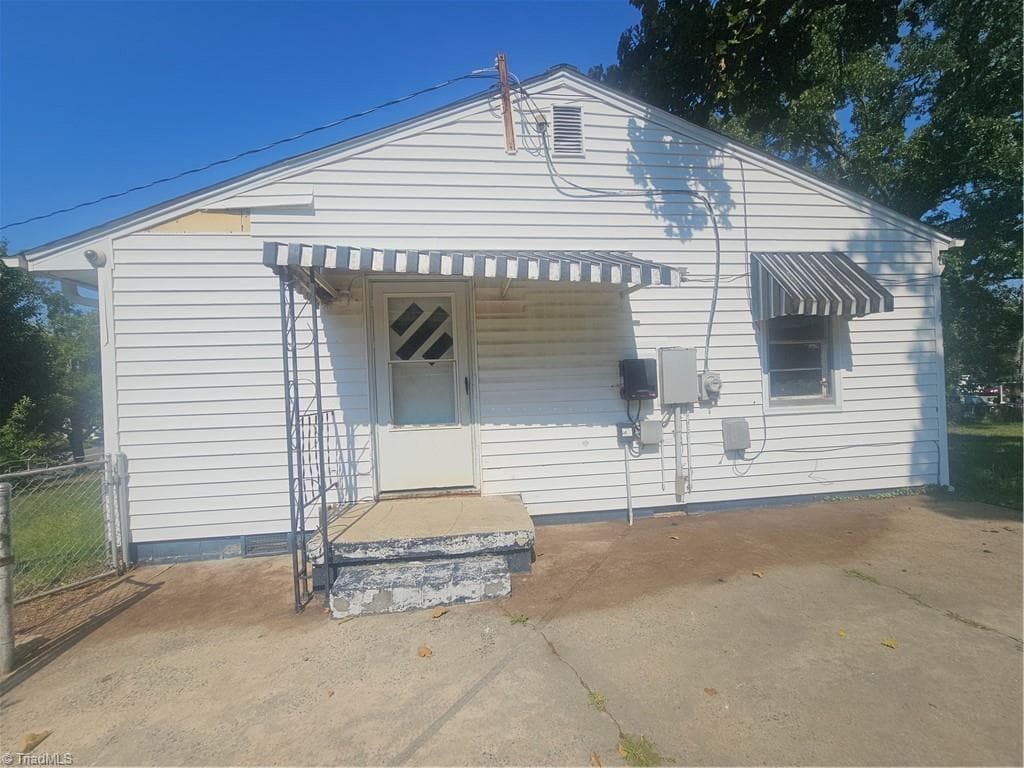 Stick/Site Built at 31 25th Street, Winston-Salem NC 27105, photo 8 of 20