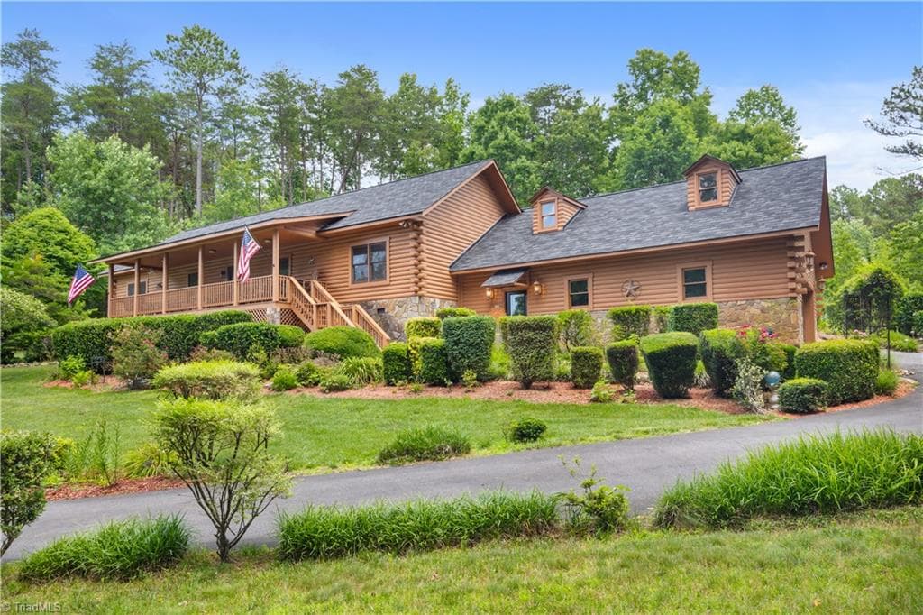 214 Harbor Ridge Drive, Connelly Springs NC 28612
