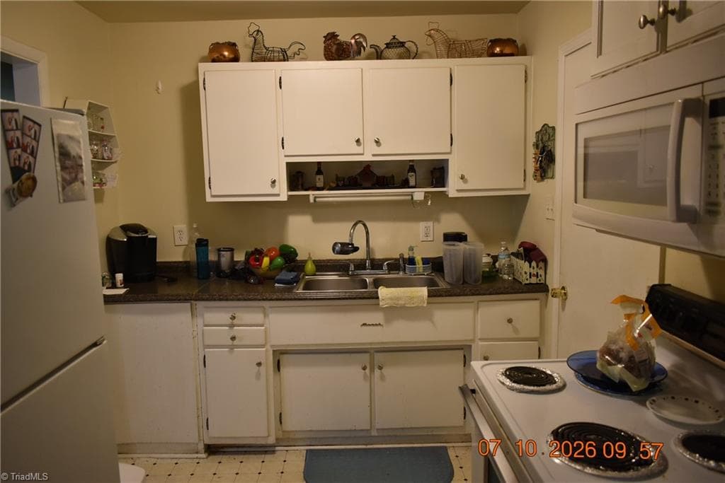 Stick/Site Built at 1410 Town Street, Greensboro NC 27407, photo 7 of 13