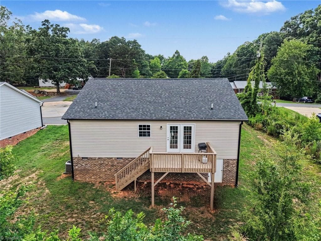 Stick/Site Built at 897 Breeze Hill Road, Asheboro NC 27203, photo 24 of 26