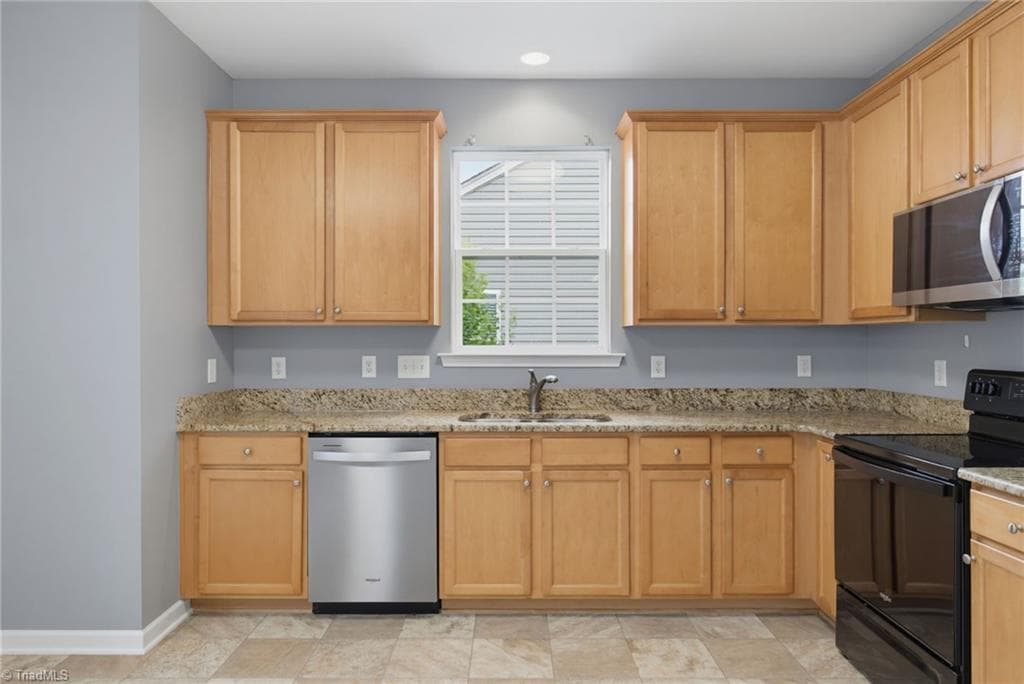 Stick/Site Built at 119 Maryland Drive, Thomasville NC 27360, photo 15 of 34