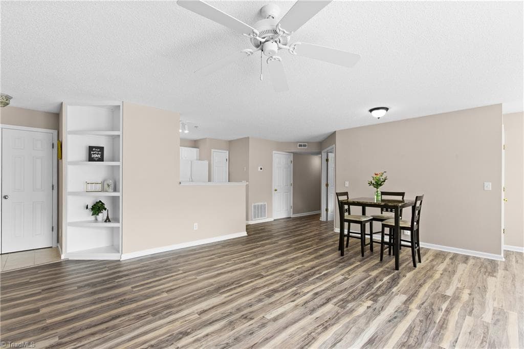 Stick/Site Built at 221 Timberline Ridge Court, Winston-Salem NC 27106, Winston-Salem, photo 5 of 25