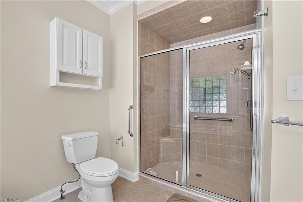 Stick/Site Built at 6 Jacobs Way, Greensboro NC 27455, photo 22 of 43