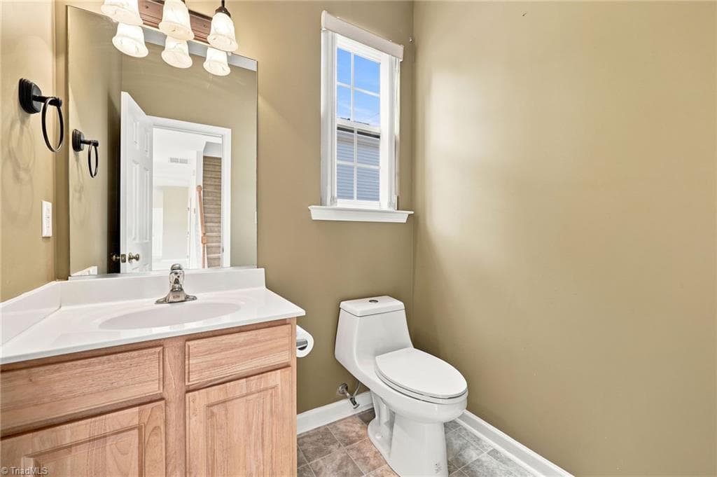 Stick/Site Built at 3174 Rock Pond Circle, High Point NC 27265, photo 13 of 50