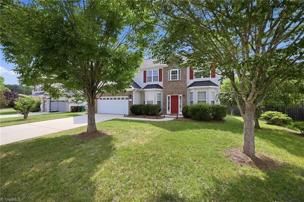 Stick/Site Built at 3174 Rock Pond Circle, High Point NC 27265, photo 5 of 50