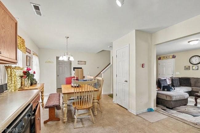 Stick/Site Built at 626 Bentley Lane, Burlington NC 27217, Burlington, photo 6 of 24