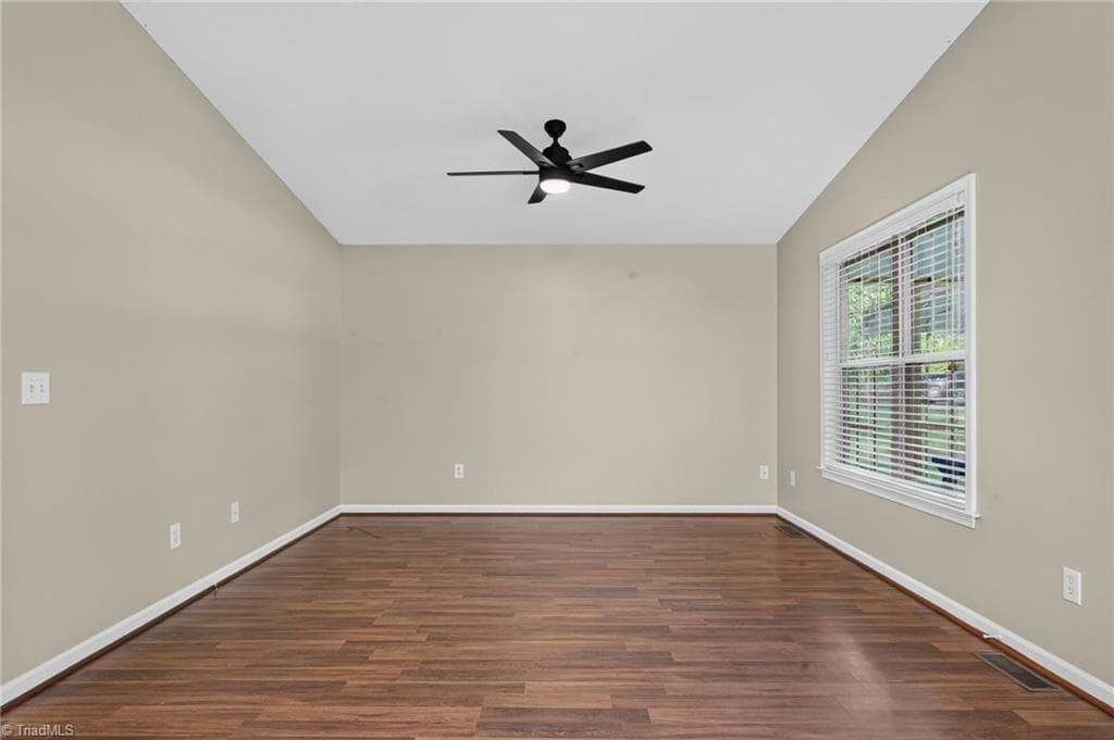 Stick/Site Built at 237 Partridge Drive, Lexington NC 27292, photo 7 of 33