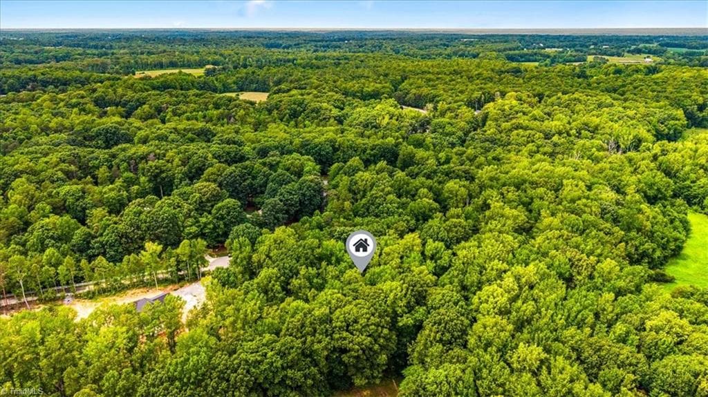Single Family Residence at 8002 Chatsworth Court, Browns Summit NC 27214, photo 5 of 11