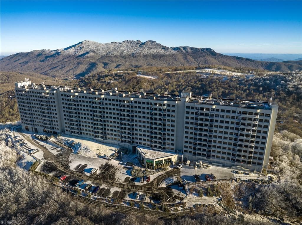 Stick/Site Built at 303 Sugar Top Drive # 2210, Banner Elk NC 28604, Banner Elk, photo 25 of 50
