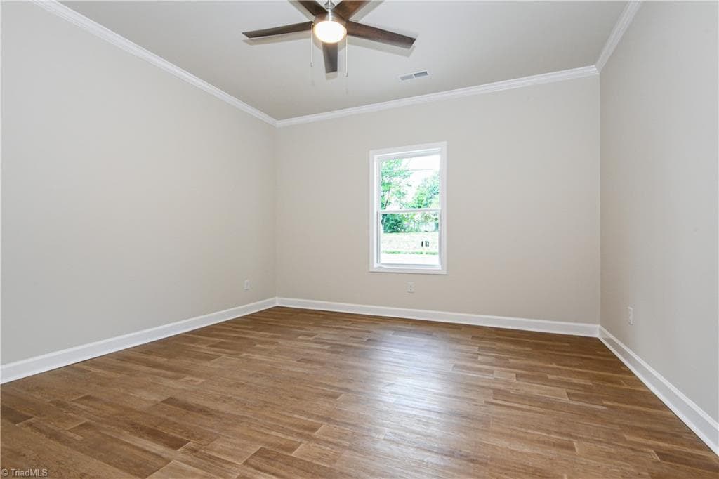 Stick/Site Built at 927 Pearson Street, Greensboro NC 27406, photo 11 of 30