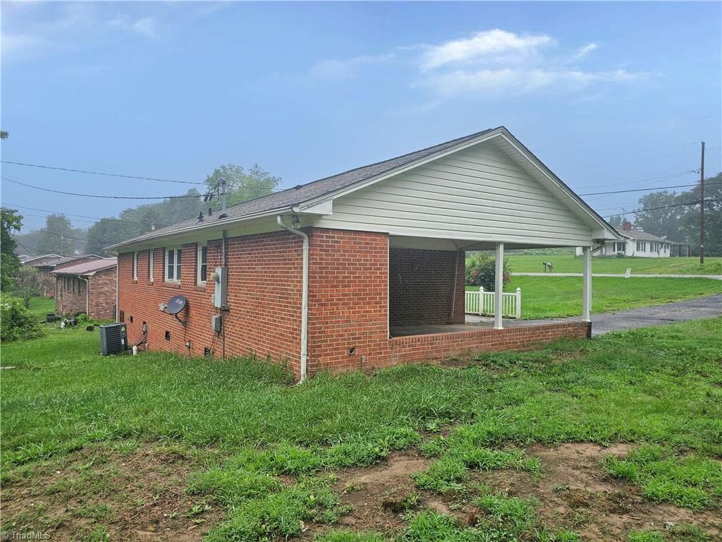 Stick/Site Built at 5633 Bethel Road, Jonesville NC 28642, Jonesville, photo 3 of 13