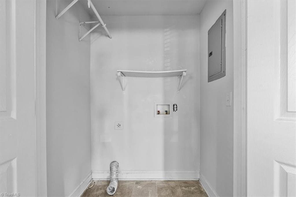 Stick/Site Built at 1724 Glenwood Avenue, Greensboro NC 27403, photo 12 of 26