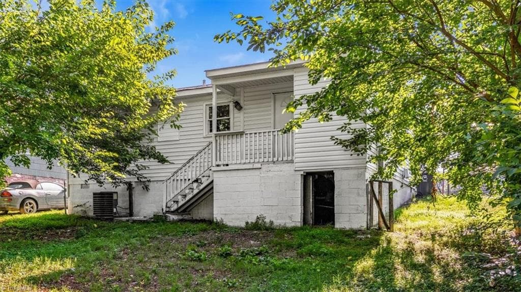 Stick/Site Built at 1724 Glenwood Avenue, Greensboro NC 27403, photo 24 of 26