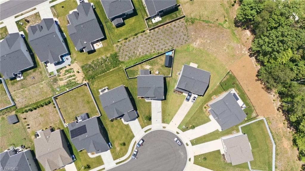 Stick/Site Built at 7458 Buckview Court, Kernersville NC 27284, photo 33 of 38
