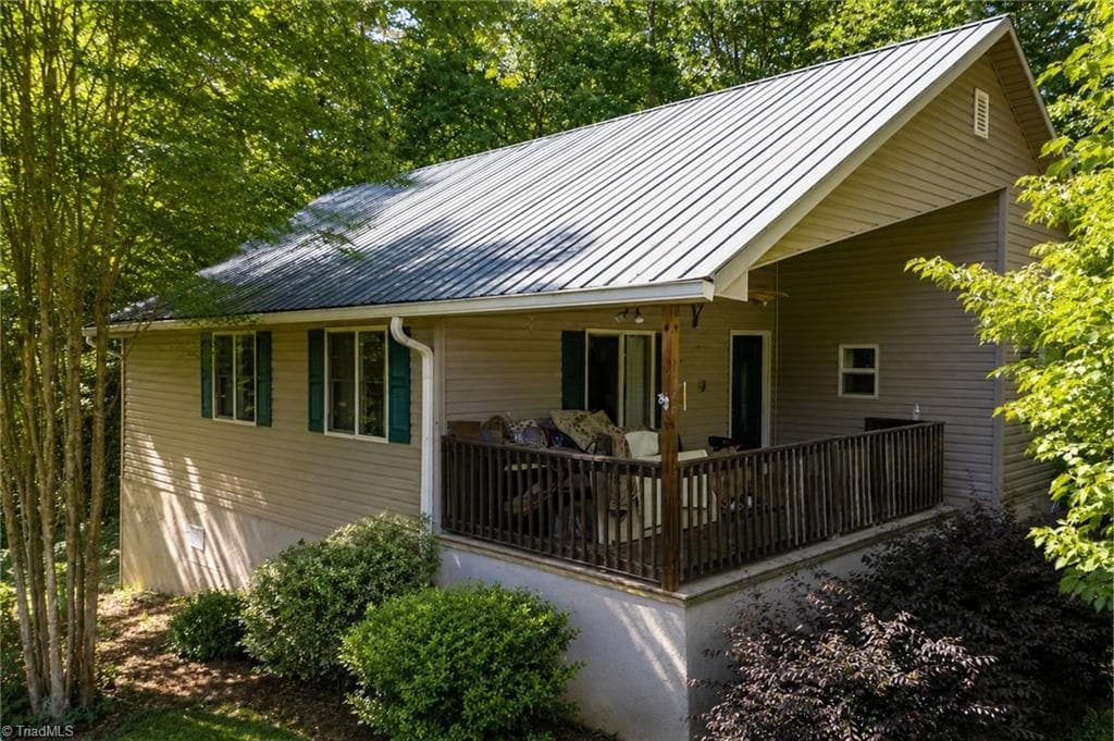 138 Eagle Valley Trail, Dobson NC 27017
