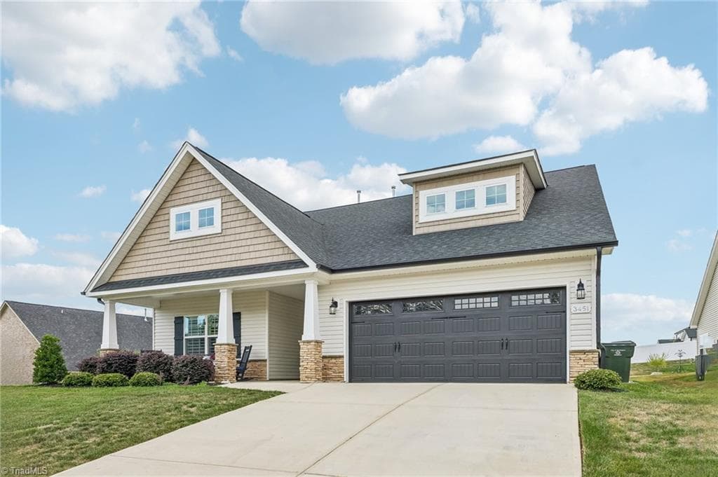 Stick/Site Built at 3451 Castlerock Drive, Burlington NC 27215, Burlington, photo 2 of 40