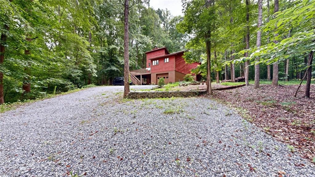 Stick/Site Built at 689 Barker Road, Winston-Salem NC 27107, Winston-Salem, photo 2 of 41
