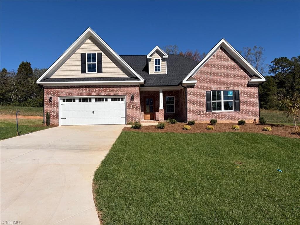 1933 Michelle Drive, Clemmons NC 27012