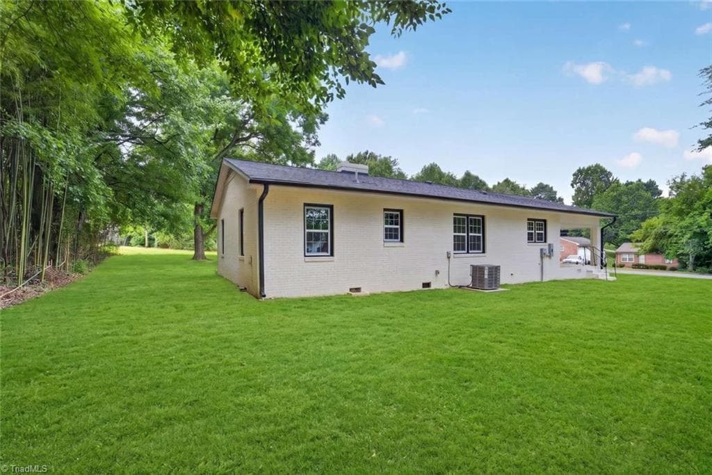 Stick/Site Built at 503 Jeanette Avenue, High Point NC 27265, photo 10 of 44