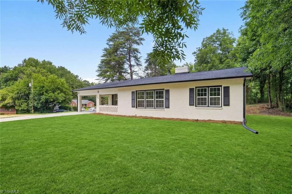 Stick/Site Built at 503 Jeanette Avenue, High Point NC 27265, photo 14 of 44